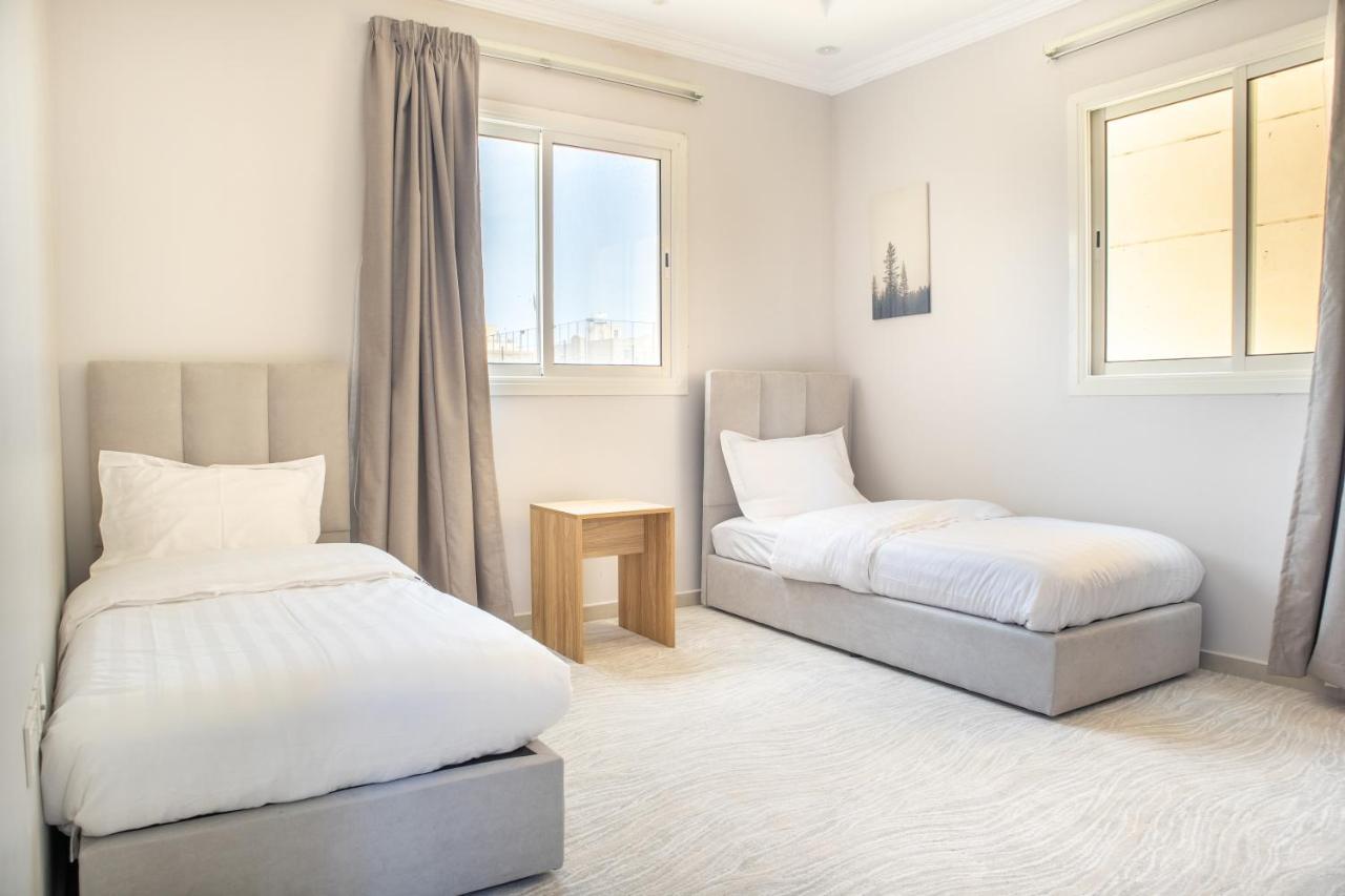 Luxurious Family Apartments 15Mins Drive To Al-Masjid Nabawi - Nozol Noor 4 Medina Exterior foto